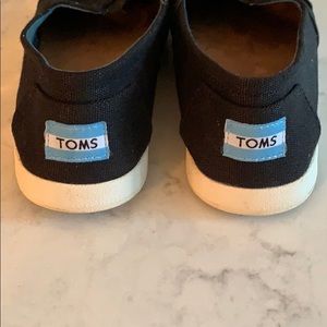 Toms shoes